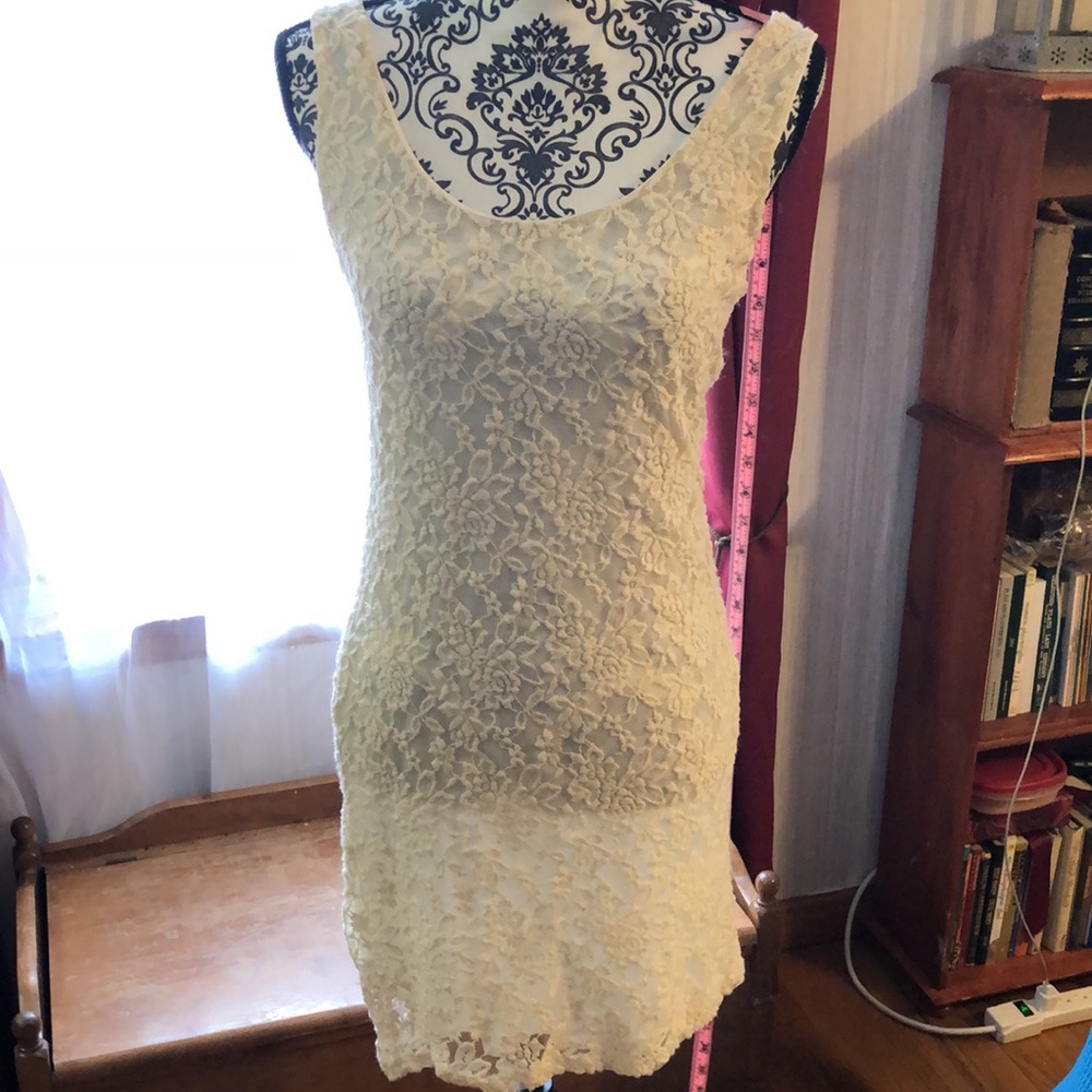 Free Cream Lace Clingy Dress